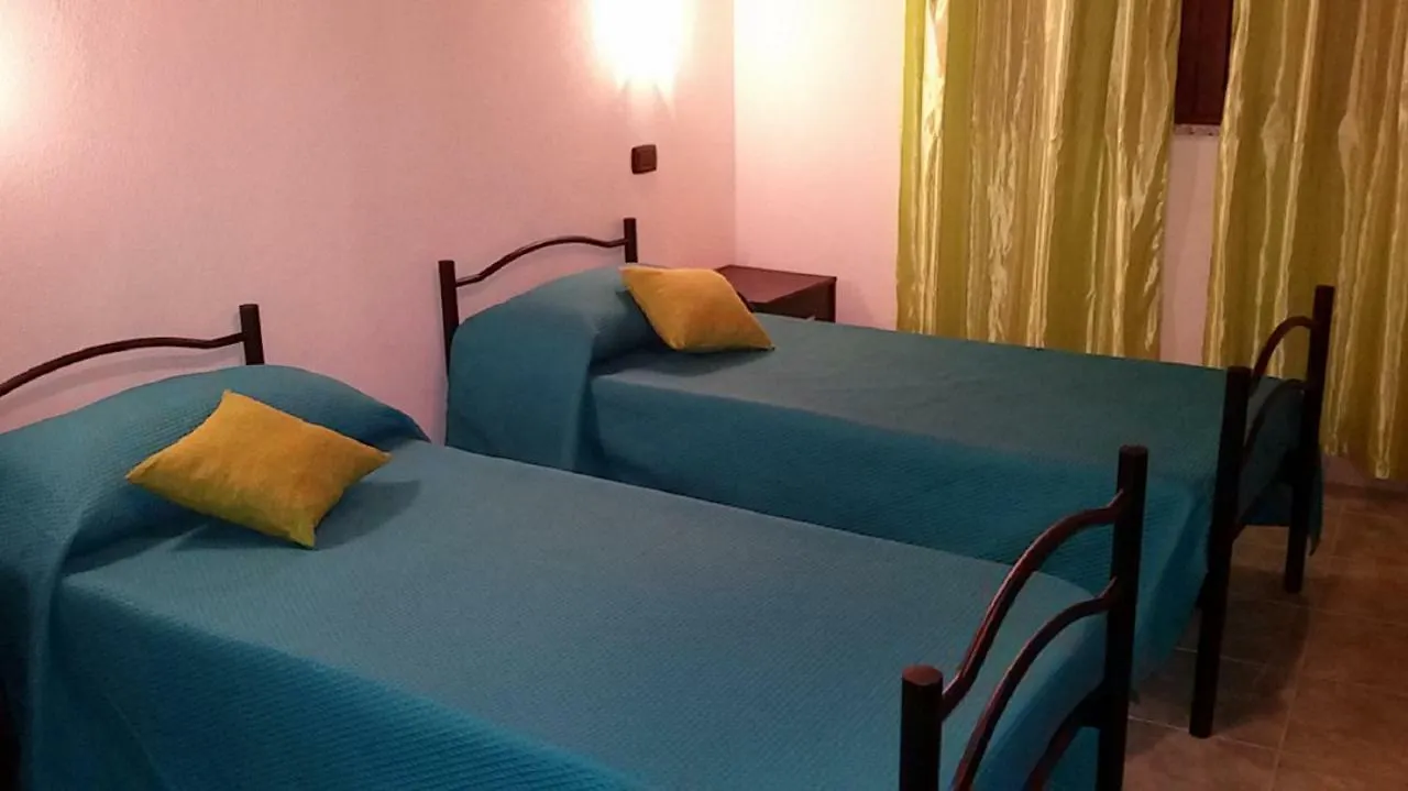 ** فندق مبيت وإفطار أربوس B&B S'Apposentu إيطاليا